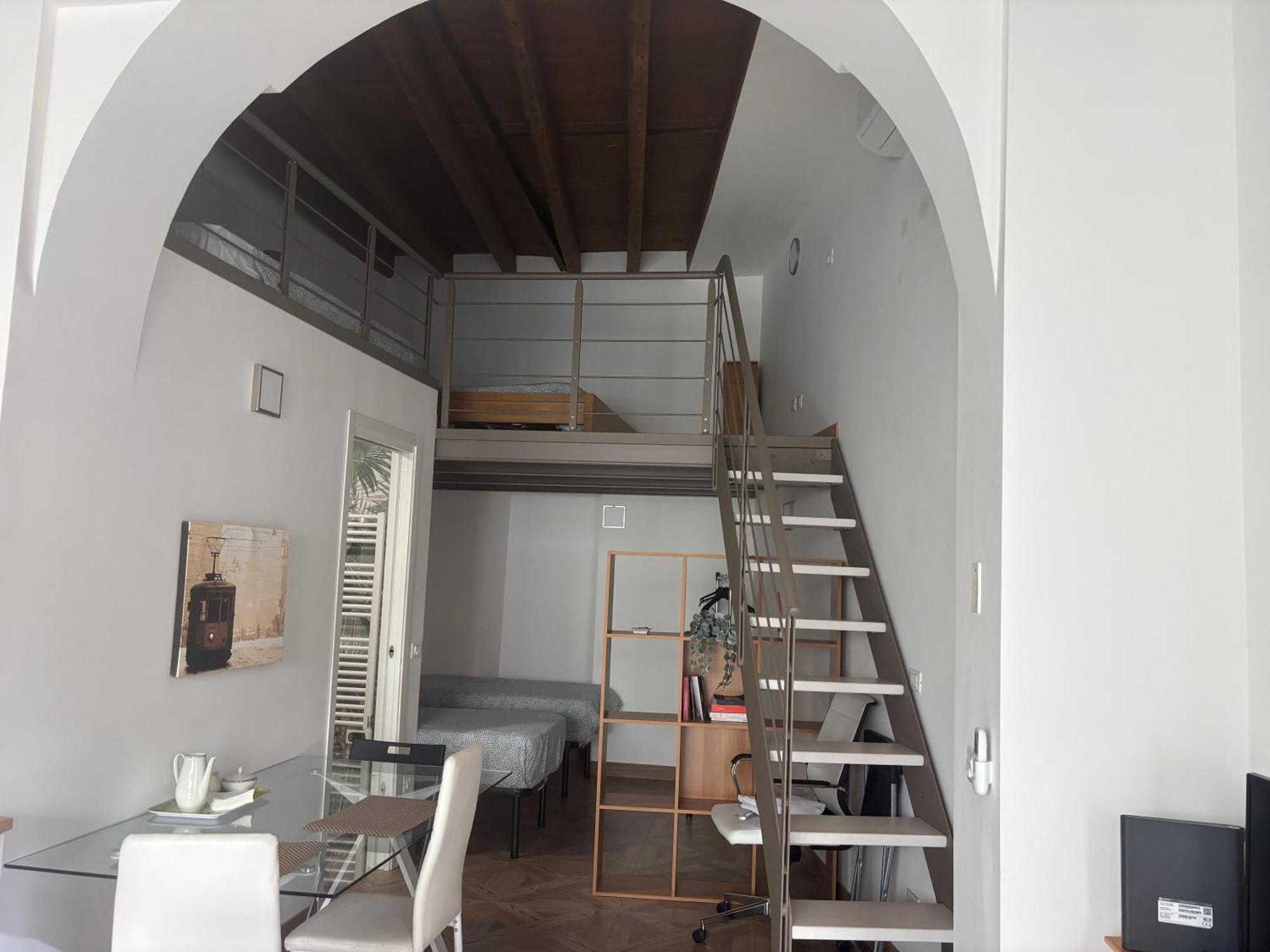 Lovelyloft, Via Meda *
